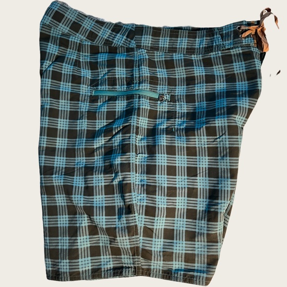 Patagonia Plaid Shorts Size 34 - Picture 3 of 4